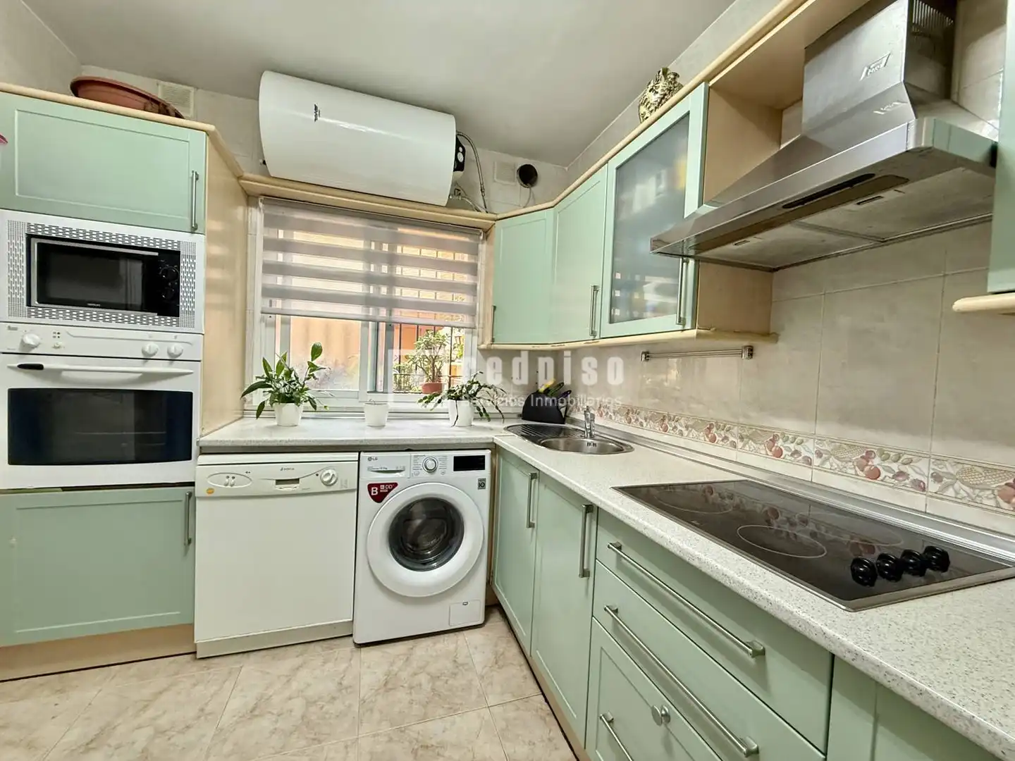 Maisonette zum Verkauf in de la Bahía de Málaga AU40, Jardines de Alhaurín - Huerta Alta - Fuensanguínea