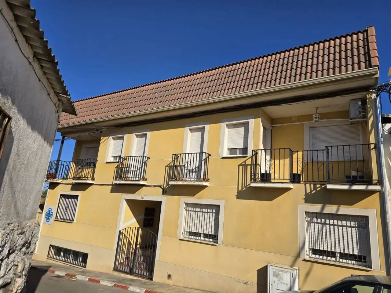Vista exterior de Dúplex en venda en Pioz amb Calefacció, Traster i Balcó