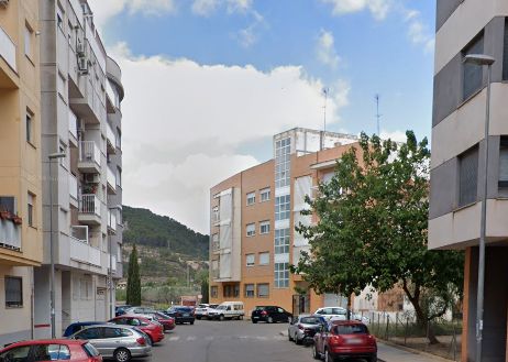 Vista exterior de Pis en venda en Buñol amb Aire condicionat, Balcó i Internet