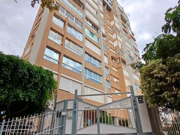 Pis amb piscina en venda a Rincón de Loix