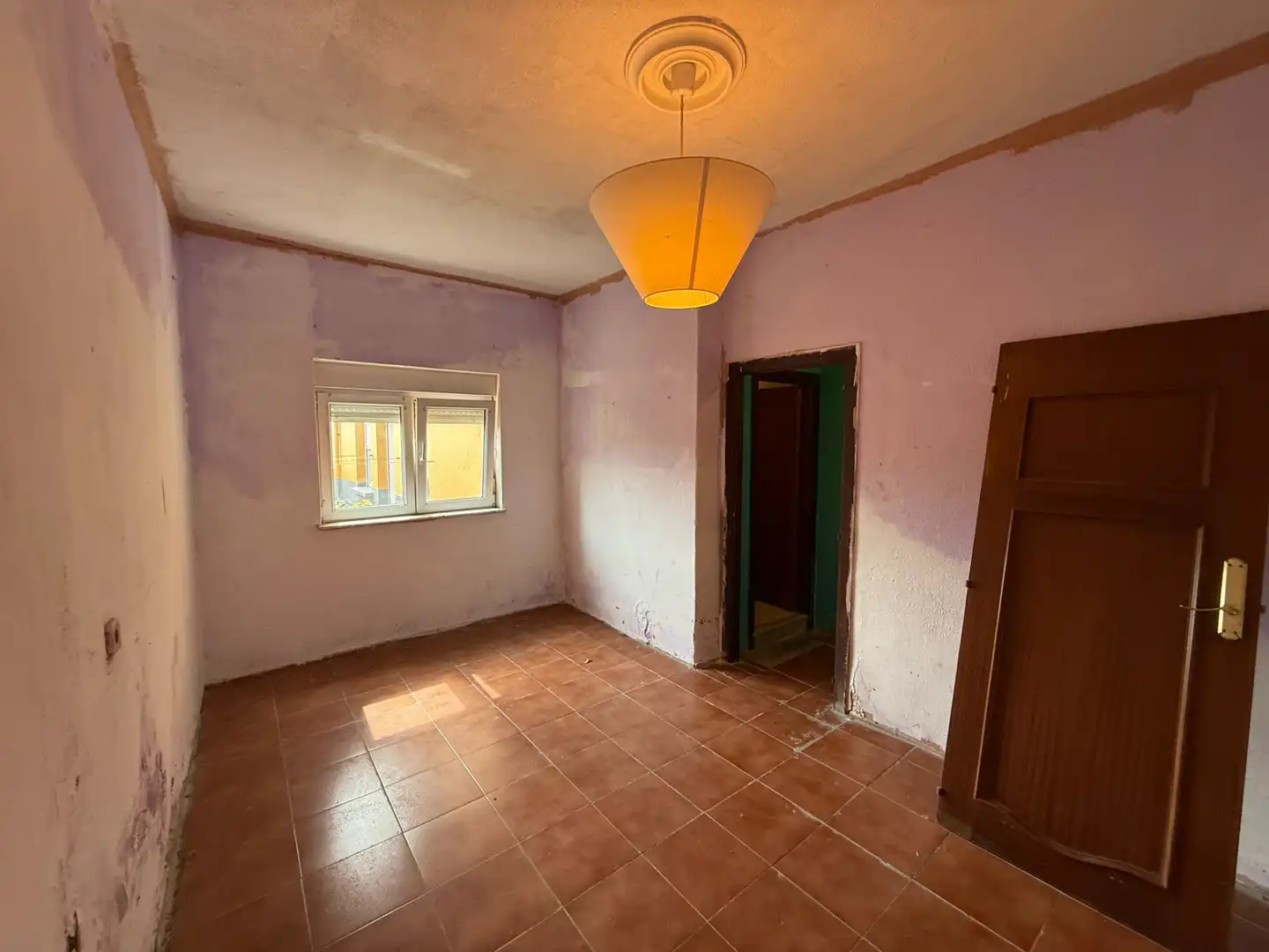 Dormitori de Casa o xalet en venda en Oviedo  amb Jardí privat