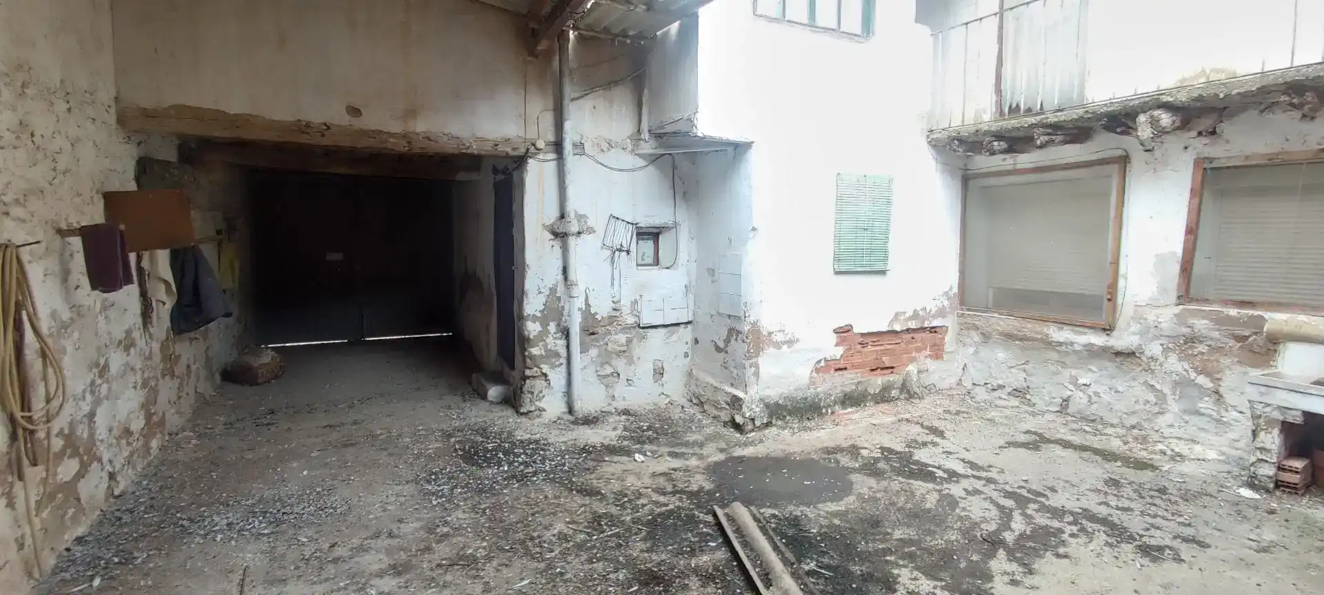 Casa adosada en venda en Pradejón amb Traster