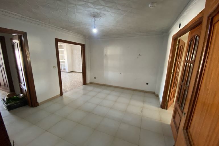 Casa adosada en venda en Lebrija amb Terrassa