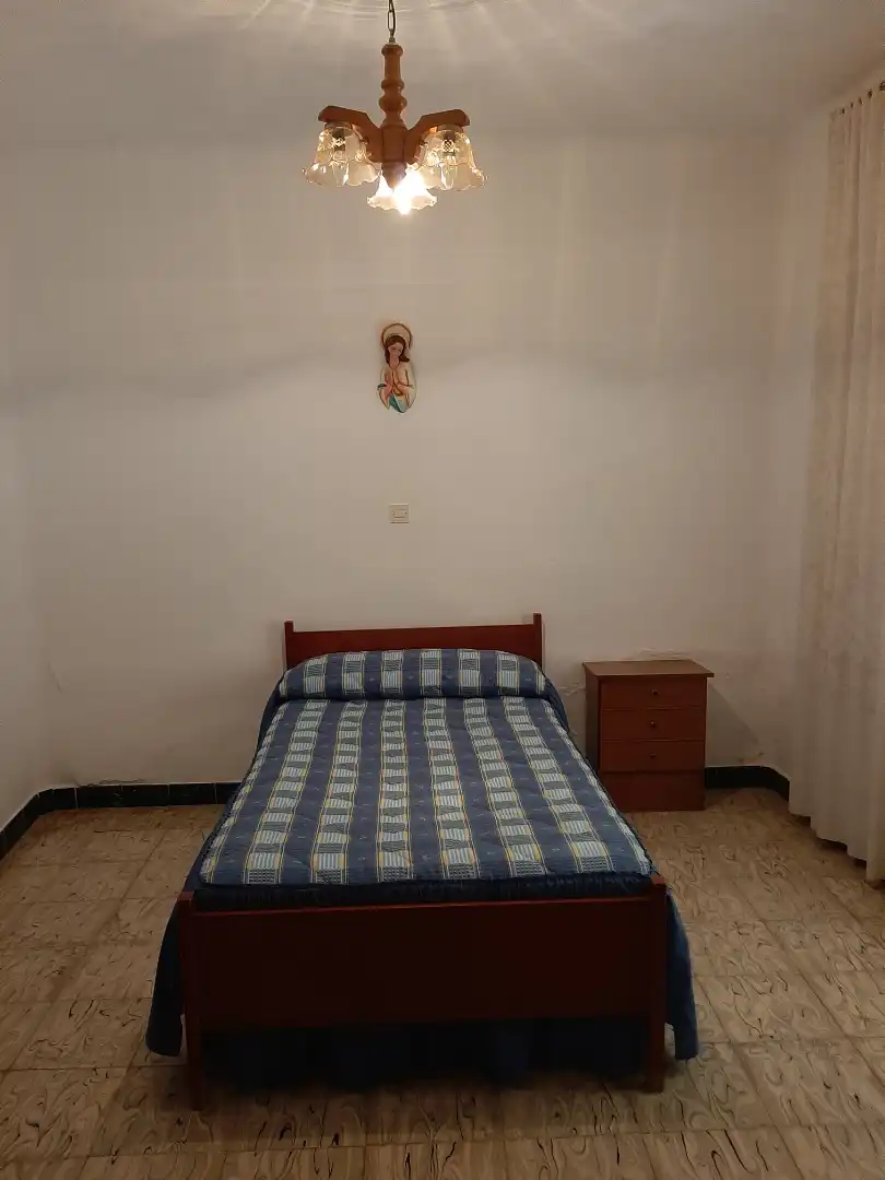Bedroom of Houses for sale in La Puebla de Almoradiel  with Heating