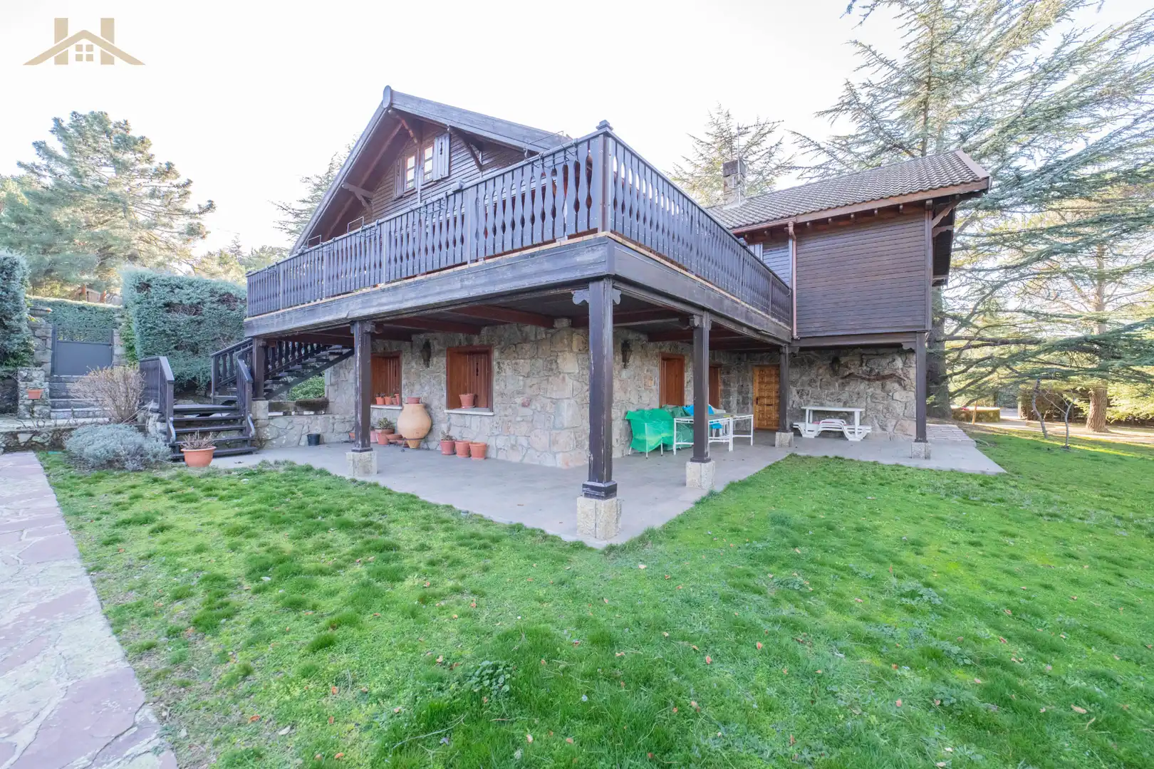 Vista exterior de Casa o chalet en venta en Collado Mediano con Calefacción, Jardín privado y Piscina
