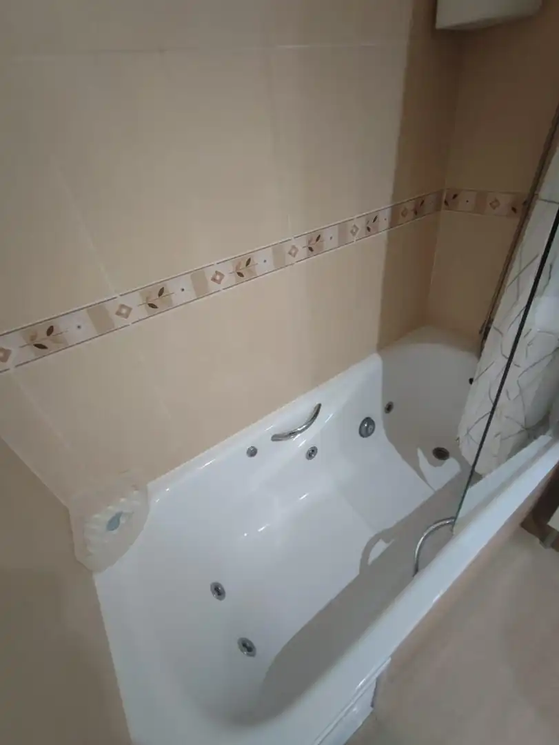 Baño de Piso en venta en Murcia con Aire acondicionado, Calefacción y Balcón
