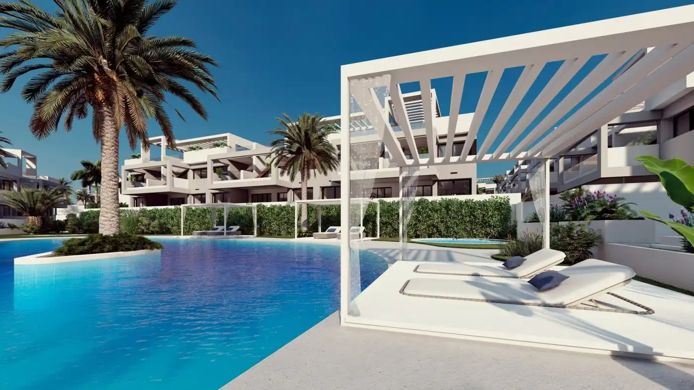 Bungalow con piscina en venta en Los Balcones - Los Altos, imagen 12