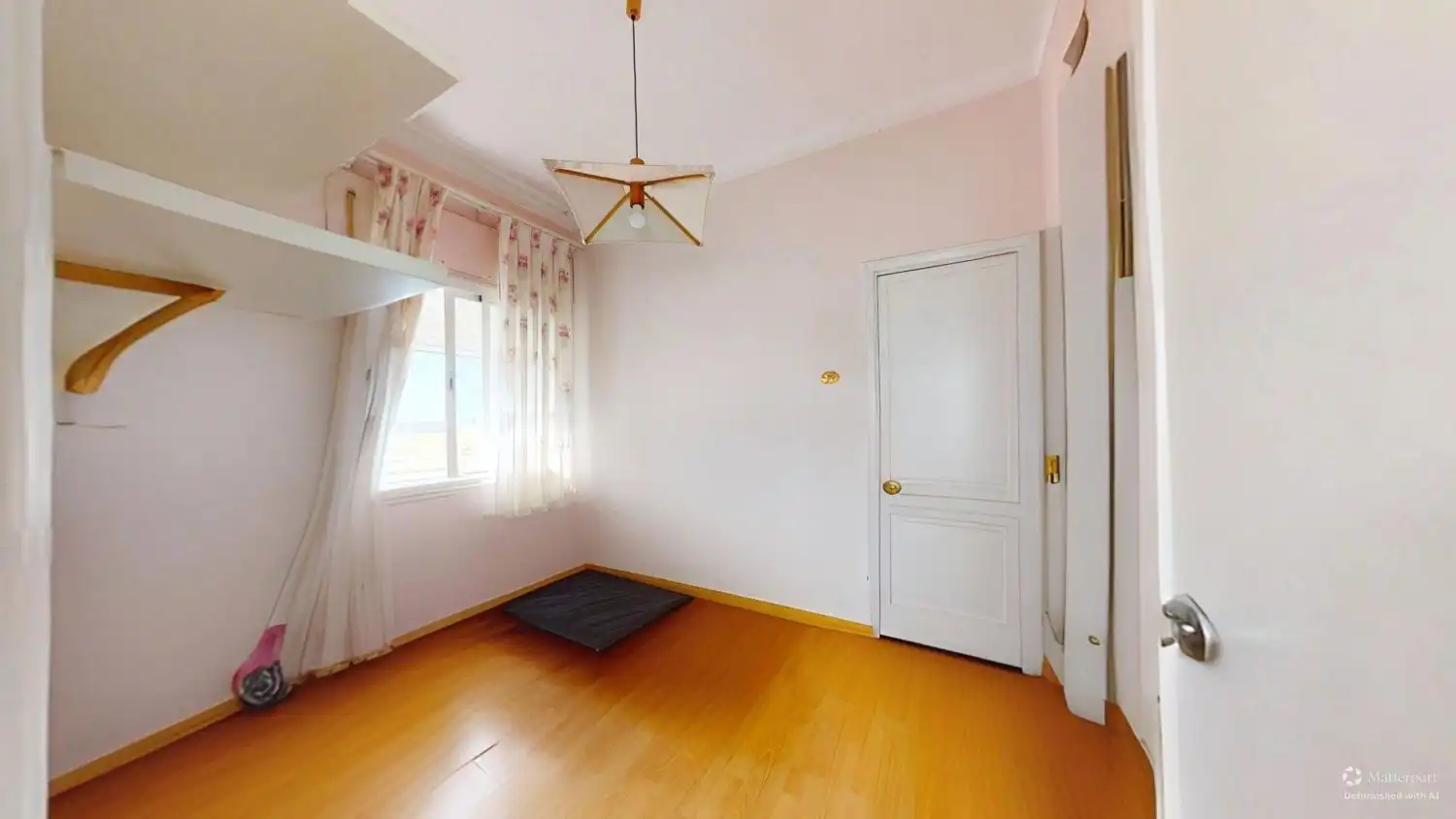 Bedroom of Flat for sale in Sevilla  with Air Conditioner, Terrace and Storage room