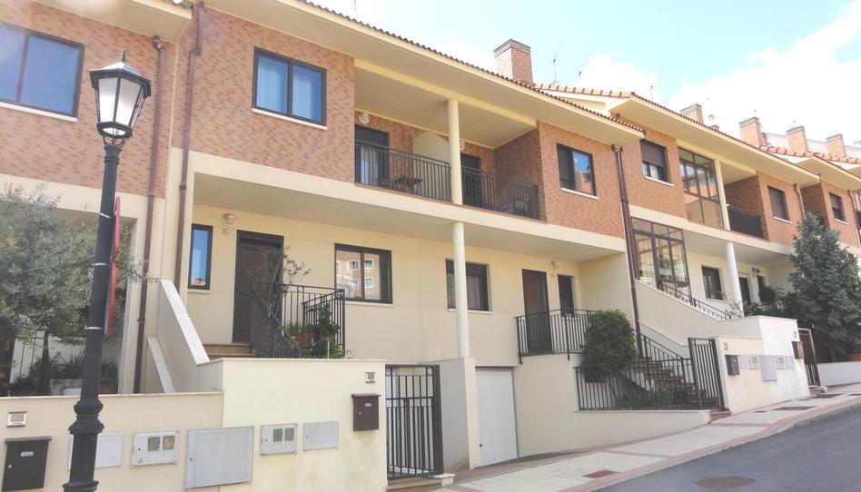 Photo 1 of Single-family semi-detached for sale in Camino a Arroyo, Zaratán, Valladolid
