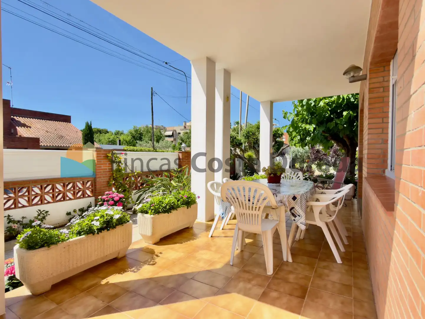 Terrace of Houses for sale in Cubelles  with Air Conditioner, Private garden and Parquet flooring
