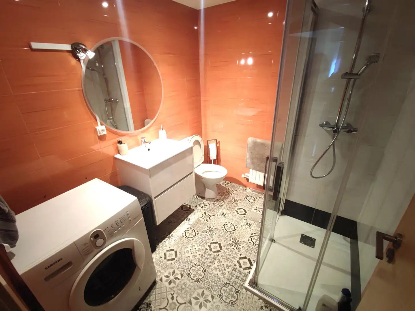 Baño de Piso en venta en Vitoria - Gasteiz con Calefacción, Terraza y Amueblado