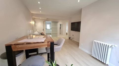 Foto 4 de Piso de alquiler en Calle Albarracín, Simancas, Madrid Capital