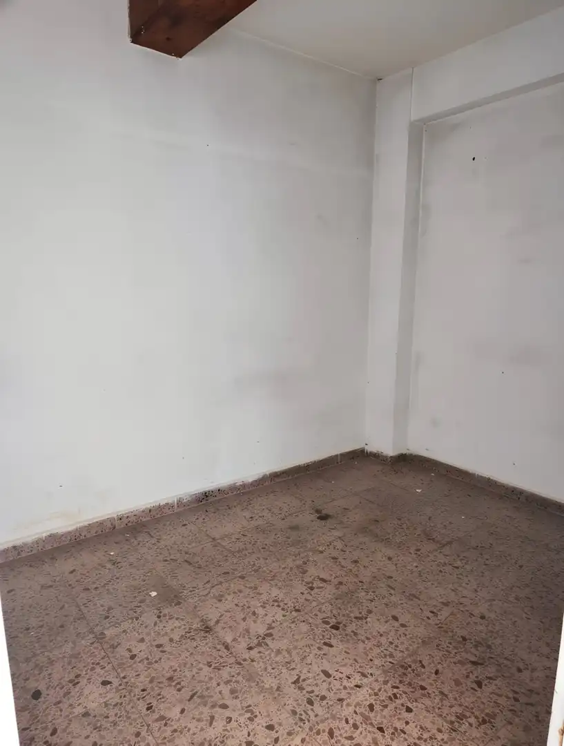 Flat for sale in Carcaixent  with Furnished