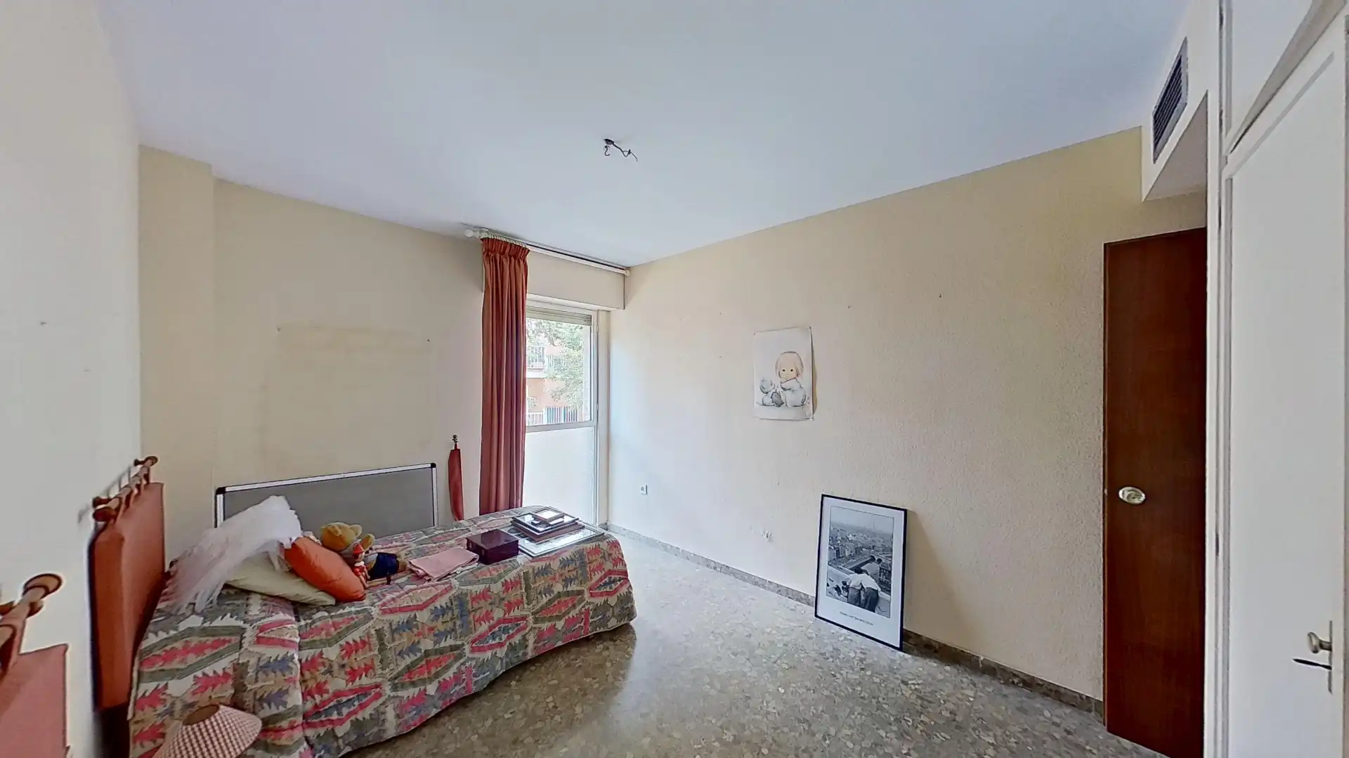 Habitación de Piso en venta en Málaga con Aire acondicionado, Trastero y Amueblado
