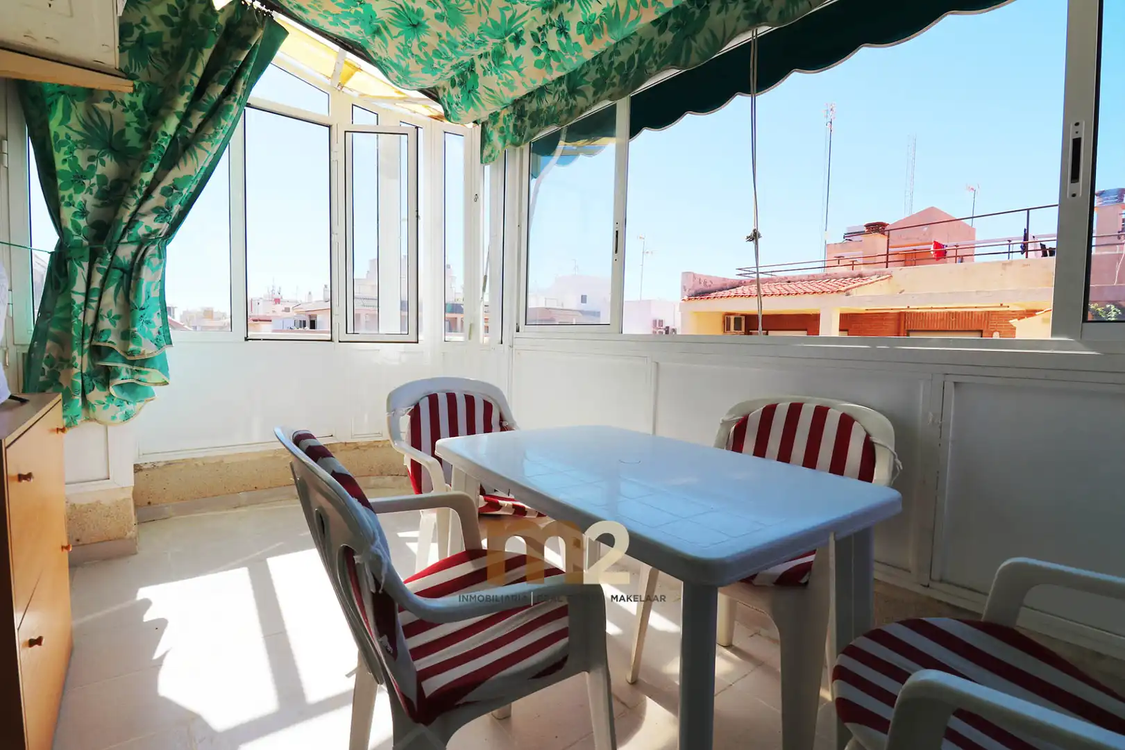 Terraza de Apartamento en venta en Torrevieja con Aire acondicionado, Terraza y Amueblado