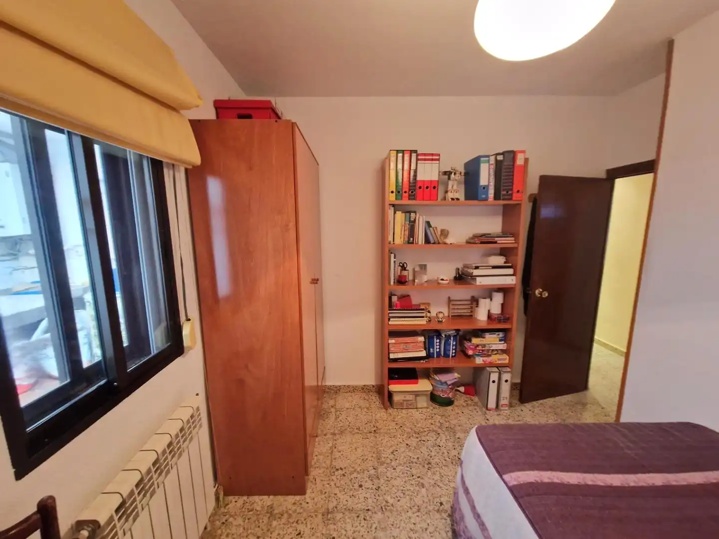 Schlafzimmer von Einfamilien-Reihenhaus zum Verkauf in Plasencia mit Klimaanlage, Terrasse und Abstellraum