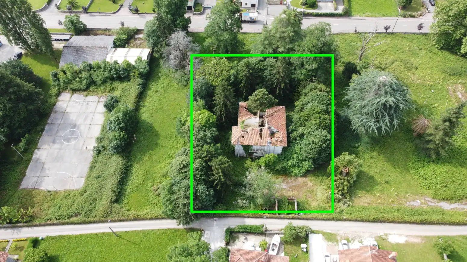Houses for sale in Santa María de Cayón