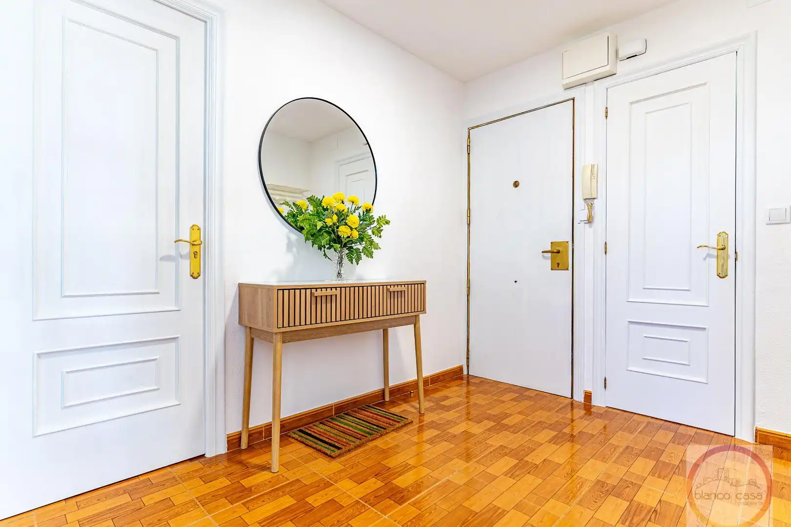 Piso en venta en A Coruña Capital  con Calefacción y Amueblado