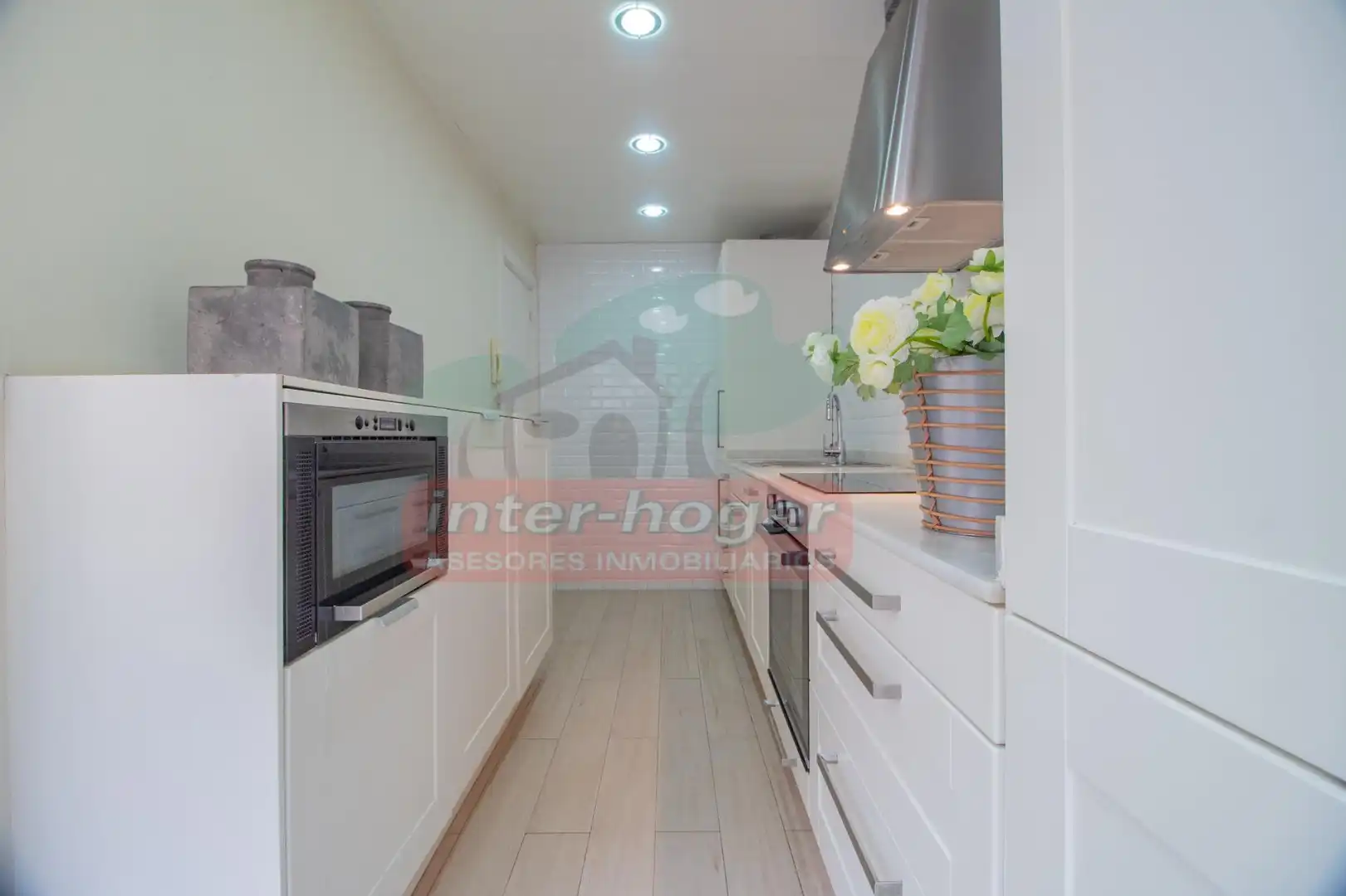 Cuina de Apartament en venda en Badalona amb Aire condicionat i Parquet