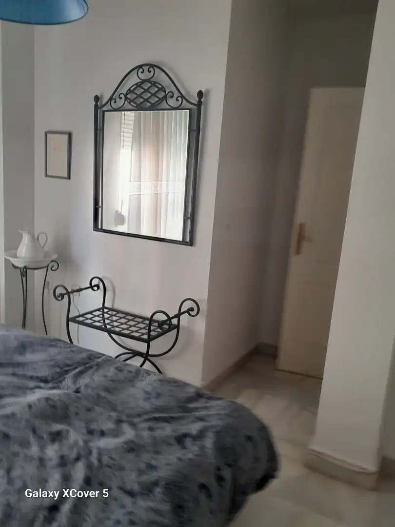 Habitación de Casa adosada en venta en Granada con Aire acondicionado, Calefacción y Terraza