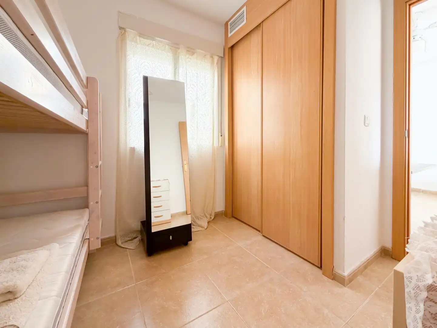 Dormitori de Apartament en venda en El Campello amb Aire condicionat, Traster i Piscina