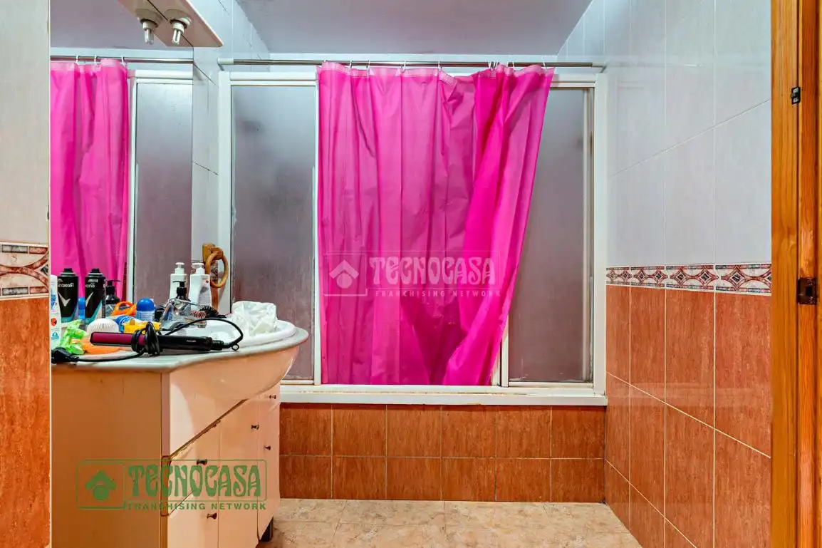 Baño de Piso en venta en El Ejido con Aire acondicionado y Amueblado