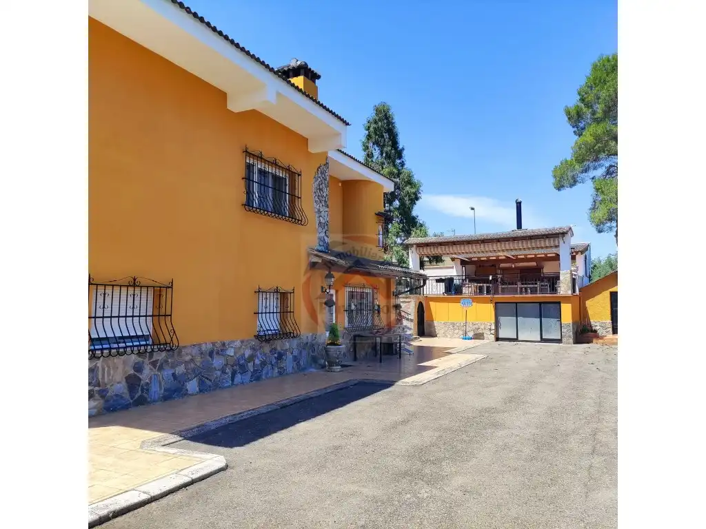 Casa o chalet en venta en Calle Ermita, Bellús