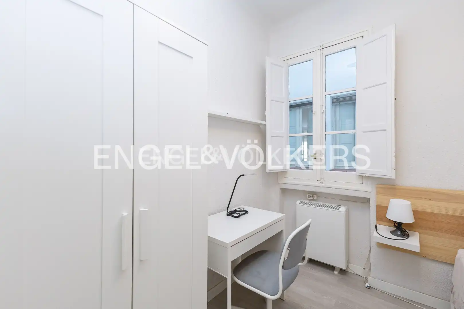 Habitación de Piso de alquiler en Madrid con Calefacción, Parquet y Amueblado