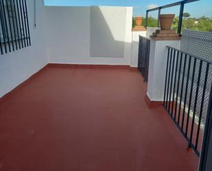 Terrassa de Apartament de lloguer en Sanlúcar la Mayor amb Aire condicionat, Calefacció i Terrassa