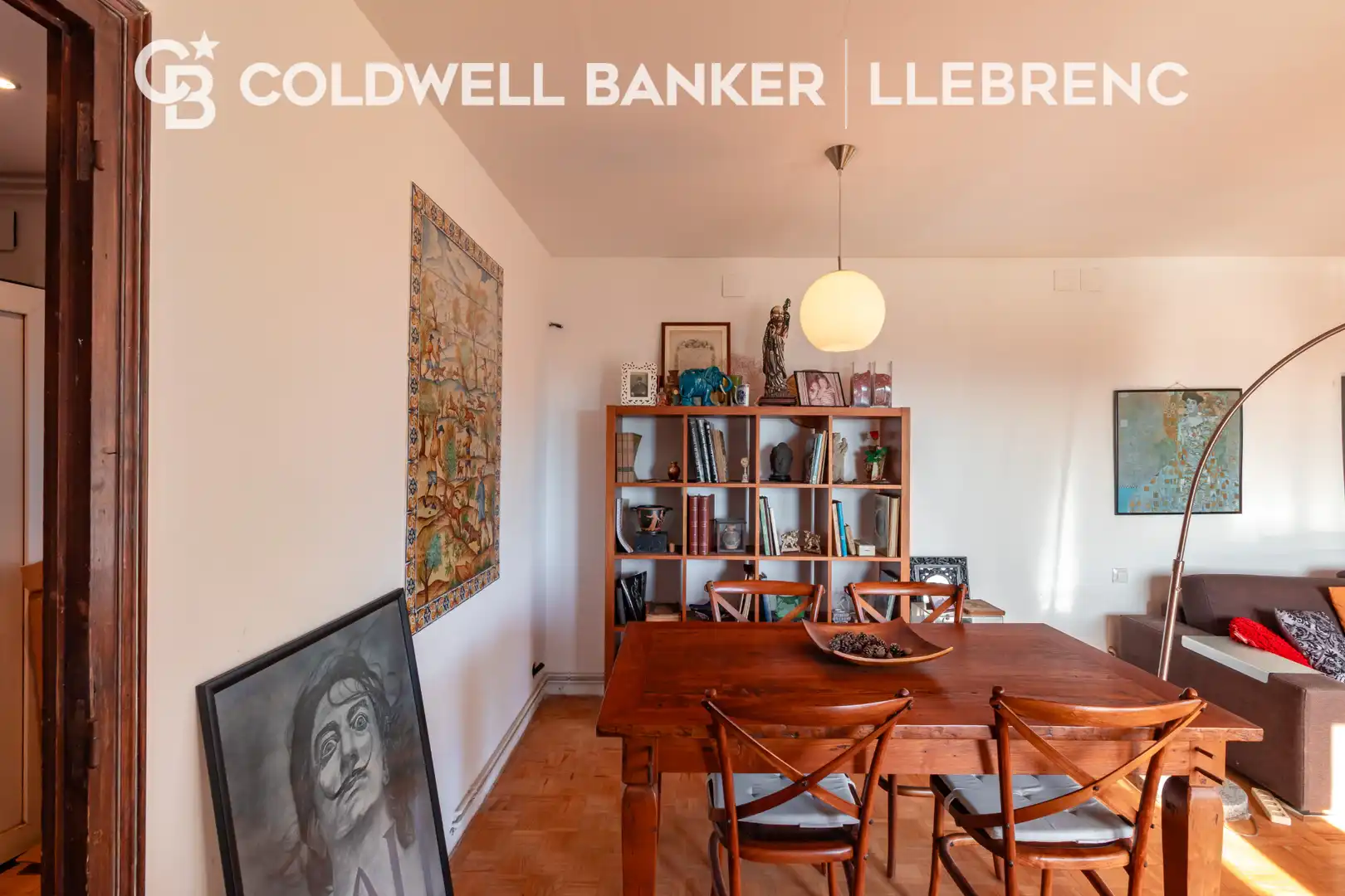 Comedor de Casa o chalet en venta en Barcelona con Aire acondicionado, Calefacción y Jardín privado
