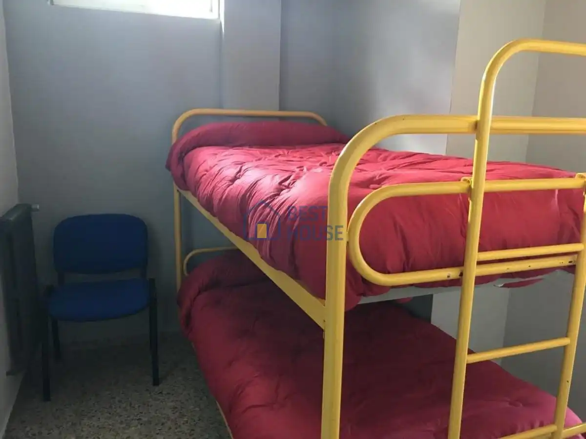 Habitación de Edificio en venta en Ardón