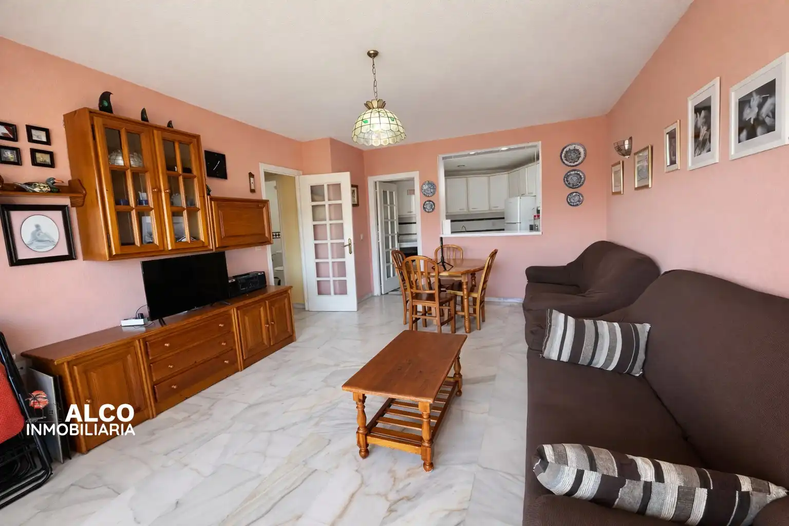 Sala de estar de Piso en venta en Torrox con Terraza y Piscina