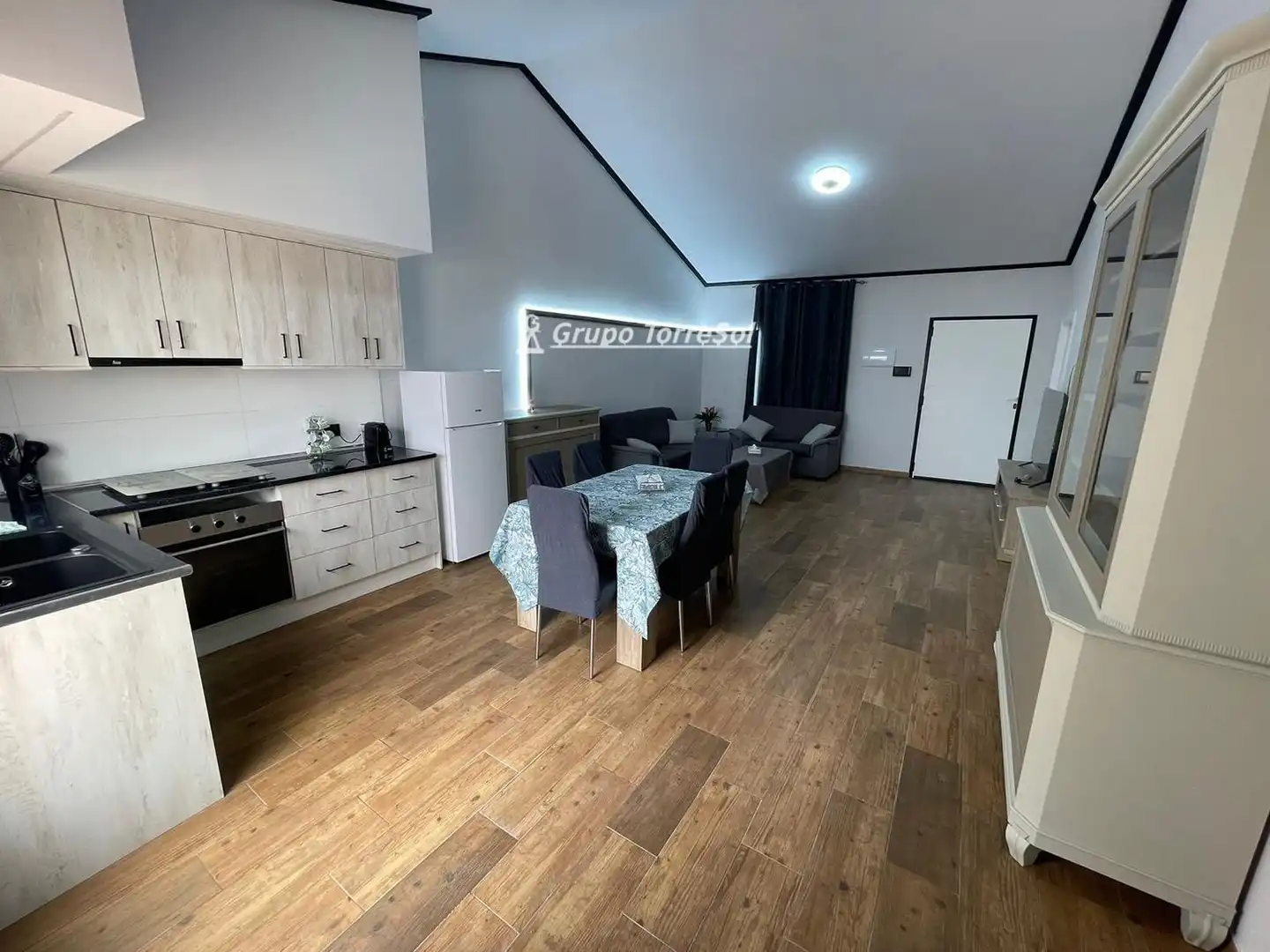 Casa adosada en venta en Catral