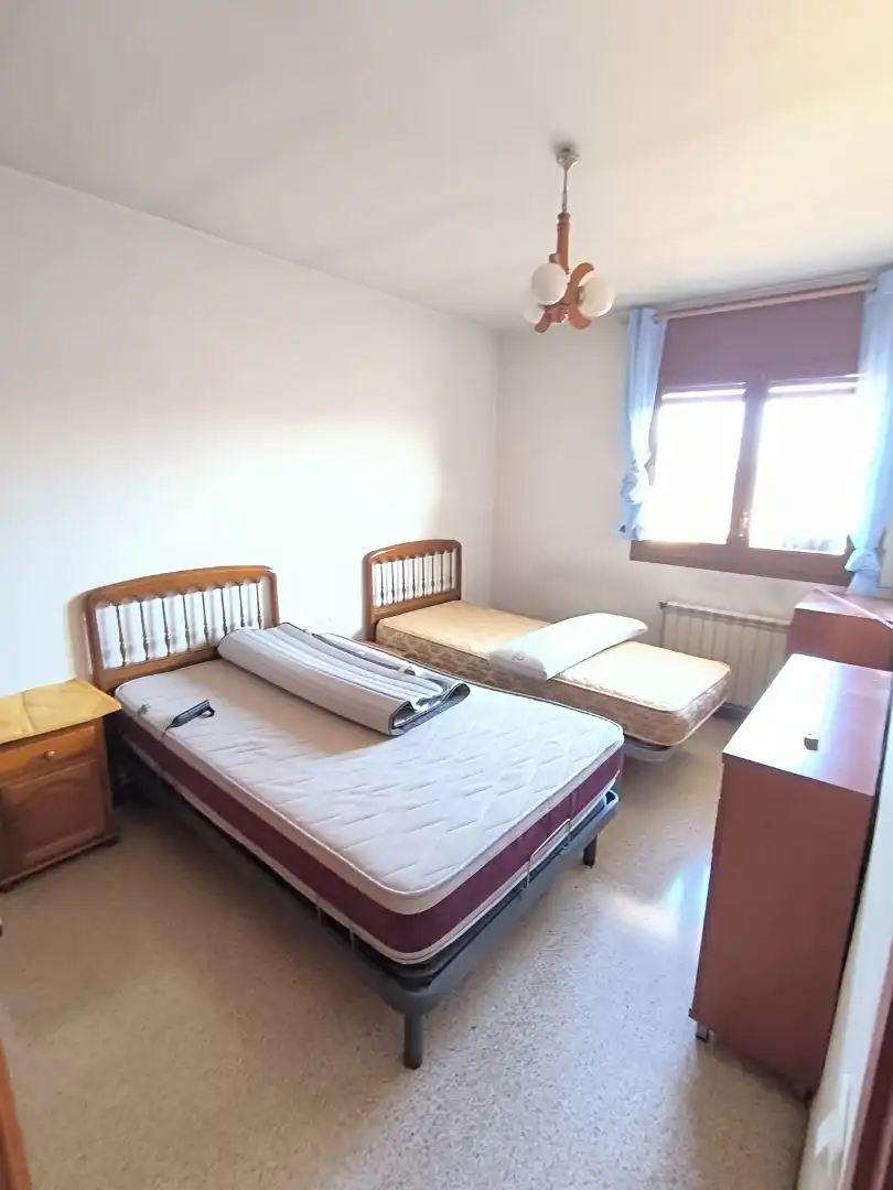 Habitación de Piso en venta en Vilablareix con Aire acondicionado, Calefacción y Terraza