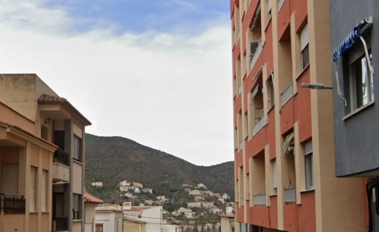 Vista exterior de Piso en venta en Pego