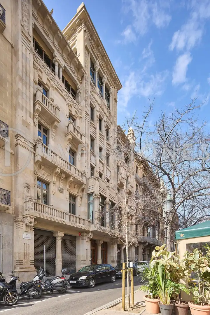 Vista exterior de Oficina de lloguer en Barcelona amb Aire condicionat, Calefacció i Terrassa