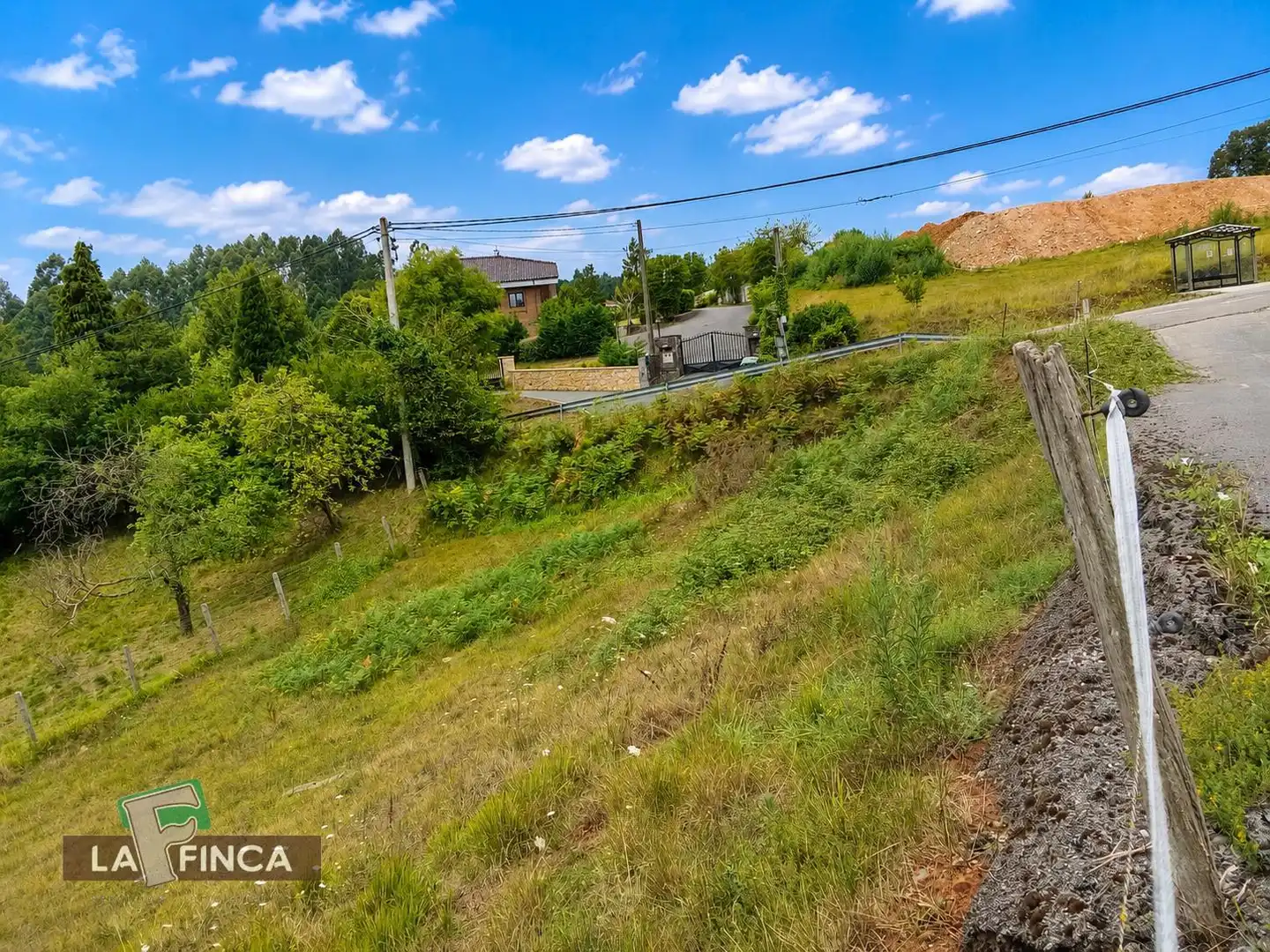 Residencial en venta en Las Regueras  