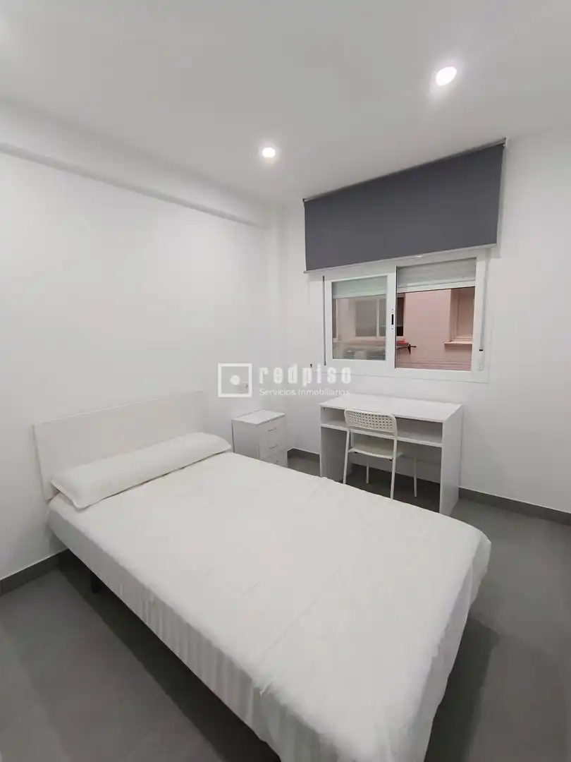 Habitación de Piso de alquiler en Málaga con Terraza