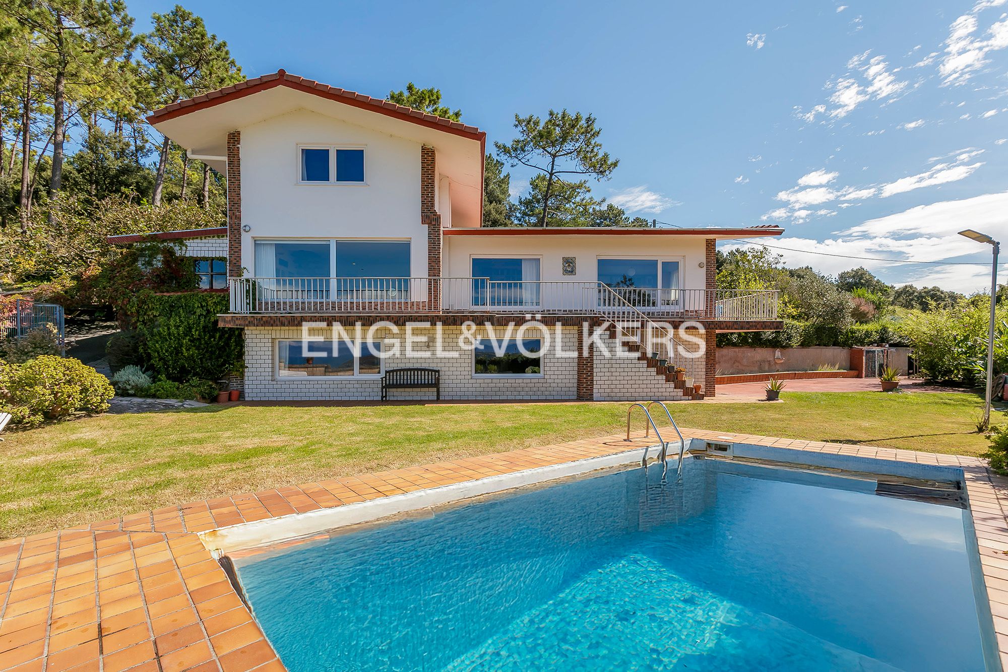 Vista exterior de Casa o chalet en venta en Gorliz con Calefacción, Jardín privado y Terraza