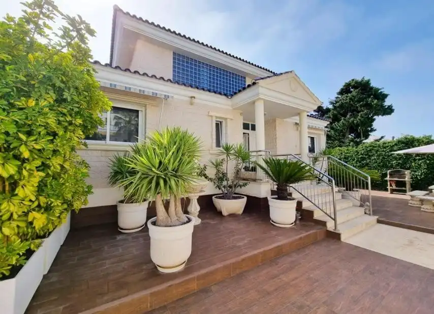 Villa mit Terrasse zum Verkauf in La Mata