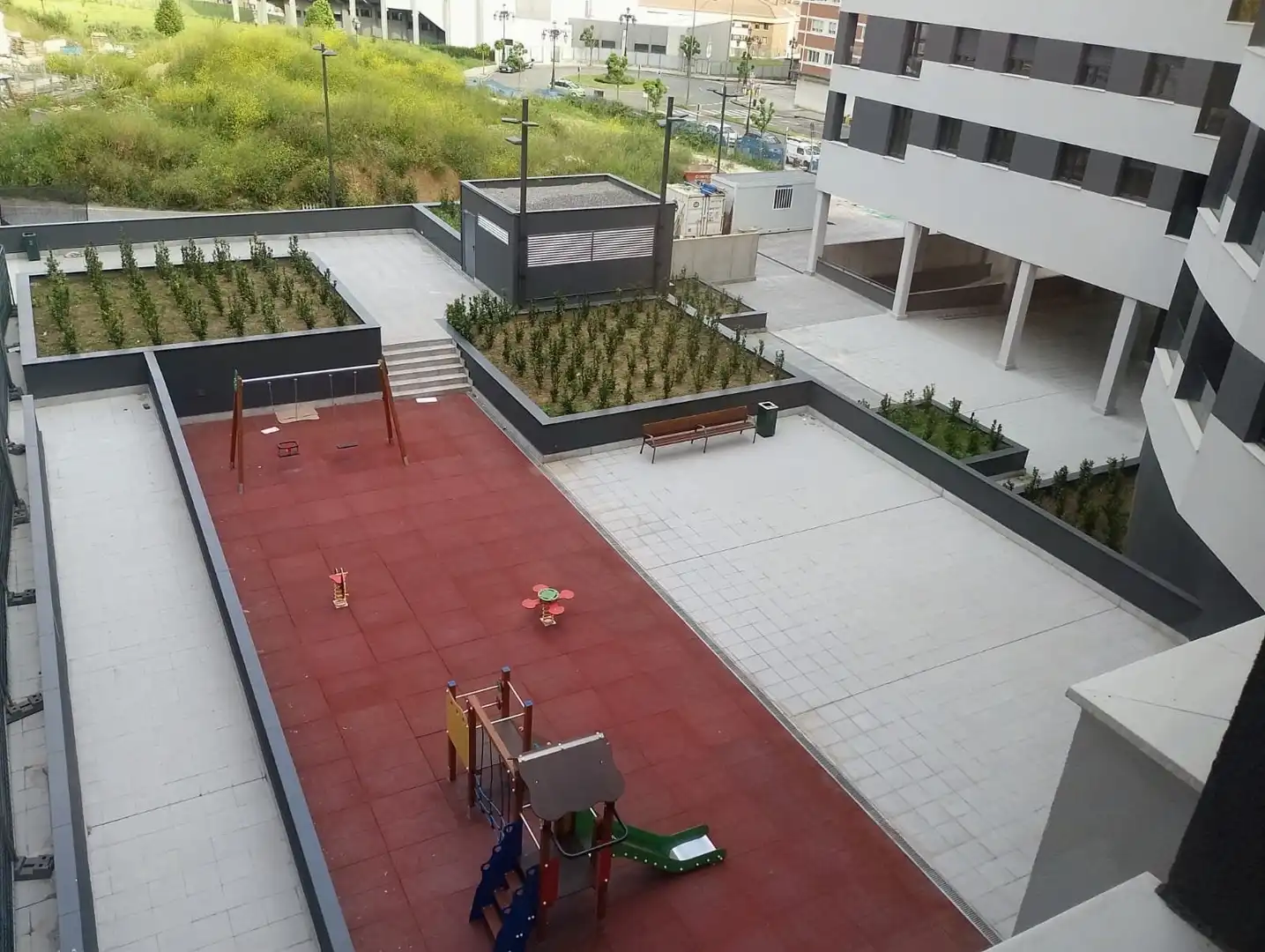Terrasse von Wohnung zur Miete in HUCA - La Cadellada