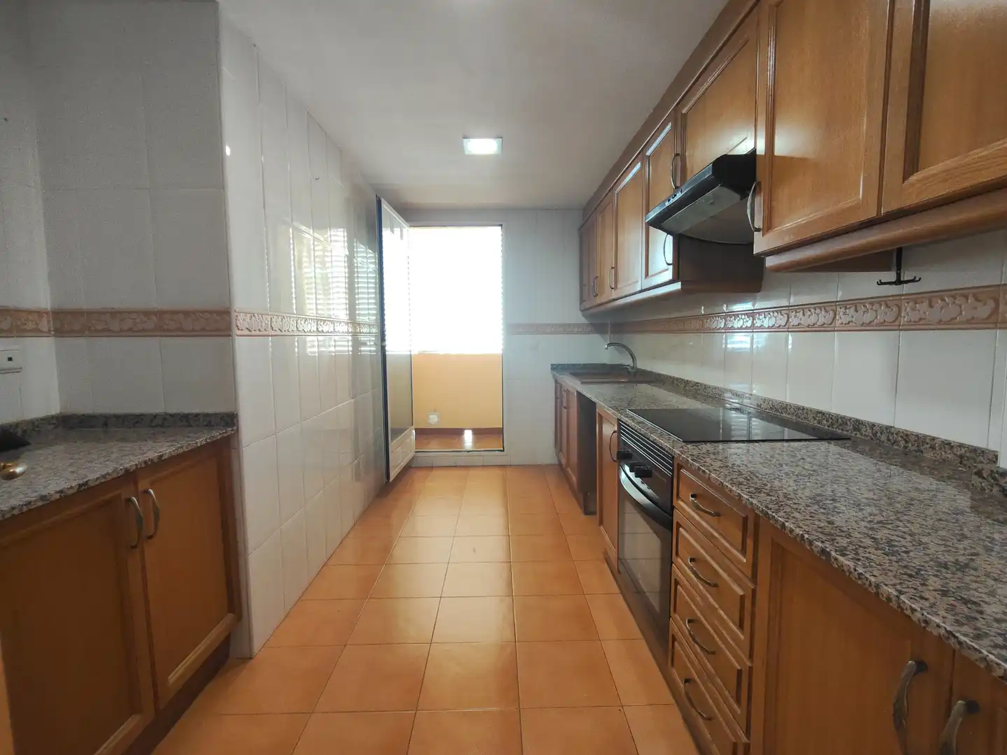 Cocina de Piso en venta en La Font d'en Carròs con Aire acondicionado, Balcón y Piscina comunitaria