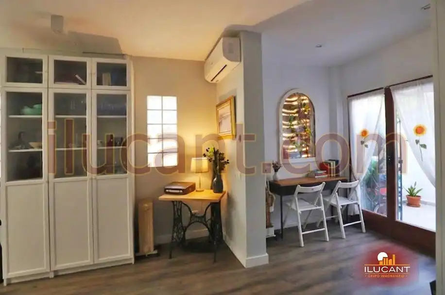 Comedor de Casa o chalet en venta en El Campello con Aire acondicionado, Terraza y Trastero