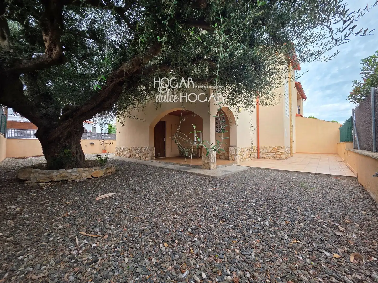 Casa pareada con jardín en venta en Figuera, imagen 3