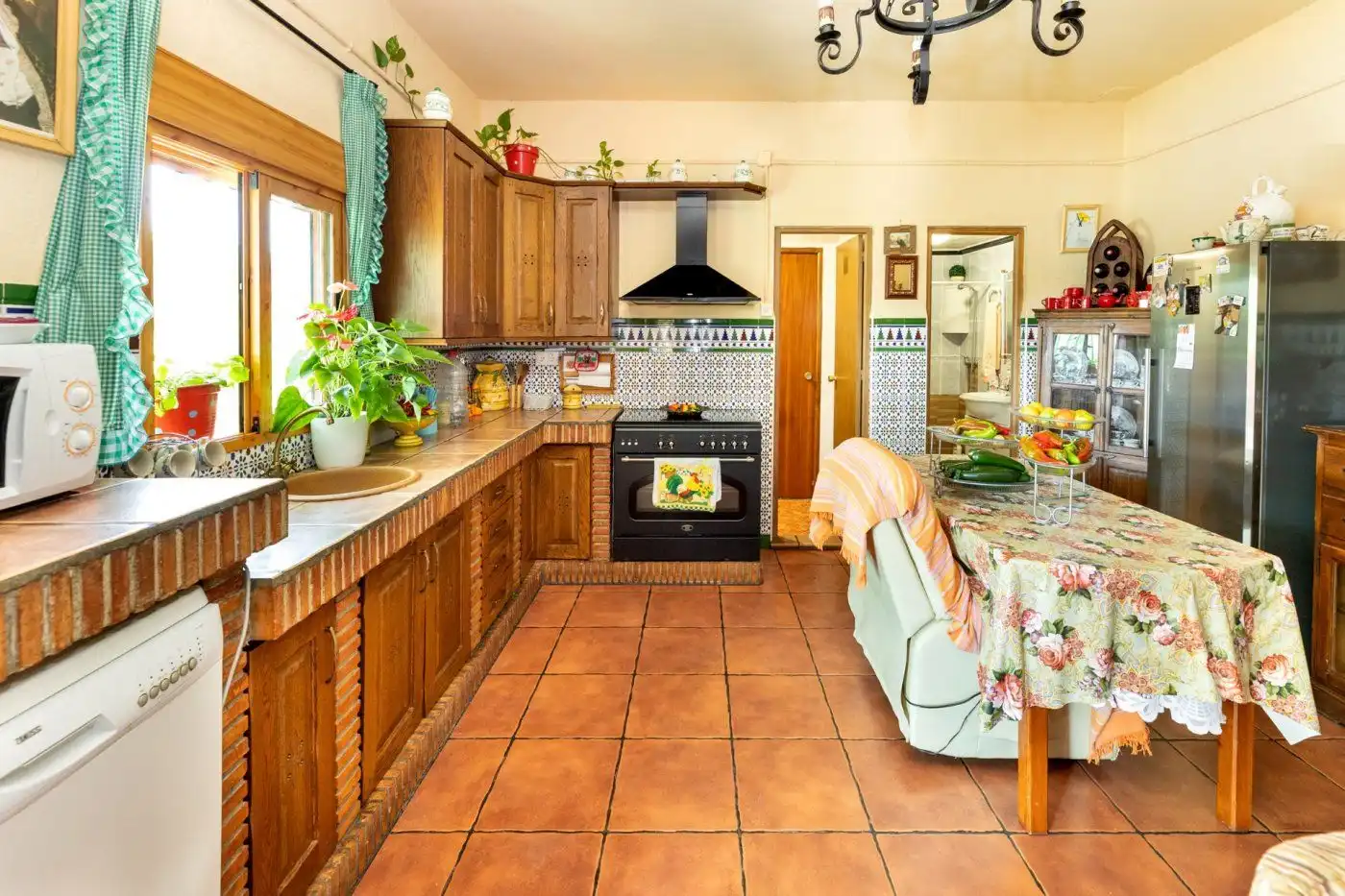 Cocina de Finca rústica en venta en Alhama de Granada con Aire acondicionado, Jardín privado y Terraza