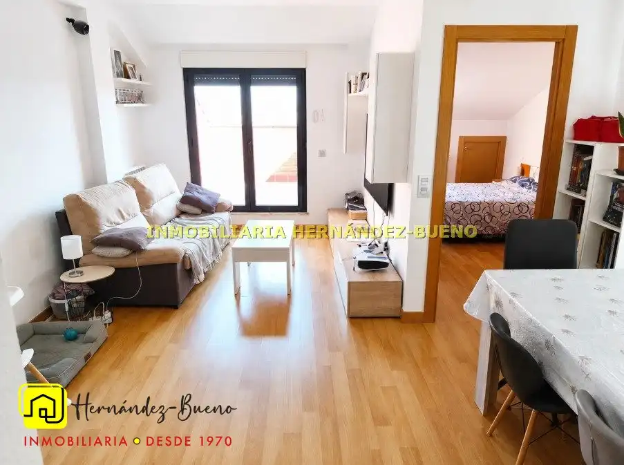 Sala de estar de Piso en venta en Moriscos con Calefacción y Terraza