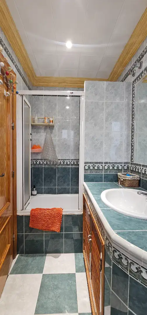 Baño de Casa o chalet en venta en Churriana de la Vega con Trastero y Amueblado