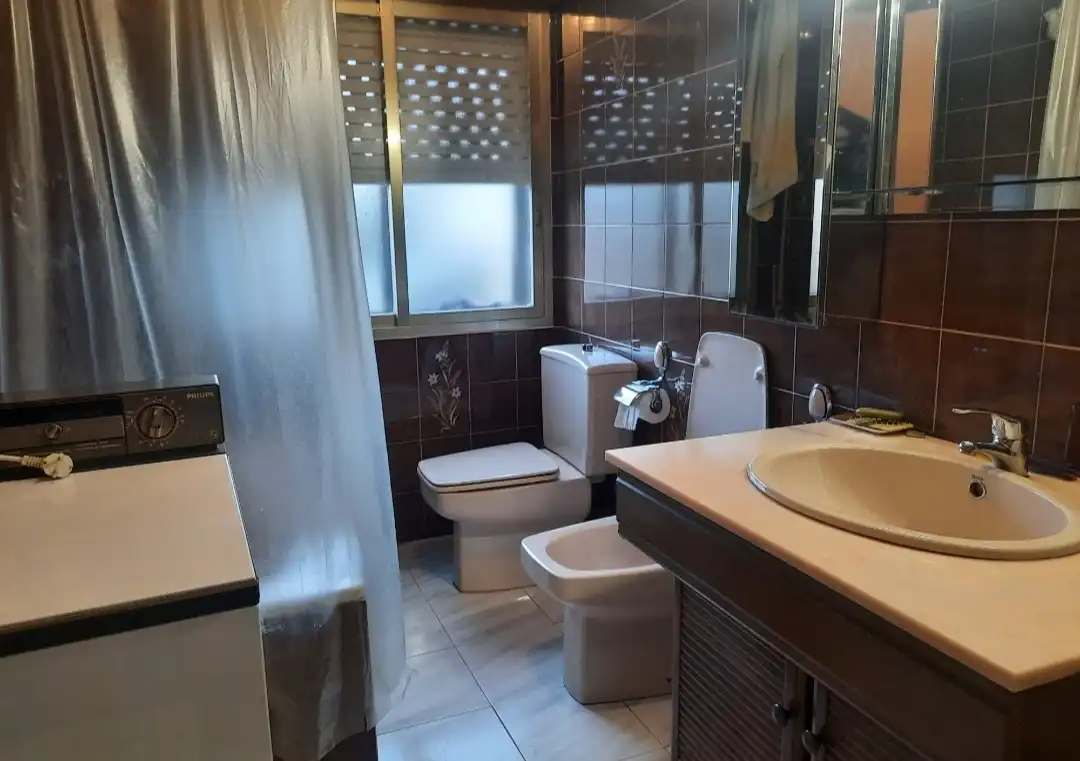 Baño de Casa o chalet en venta en Congosto con Calefacción, Jardín privado y Trastero