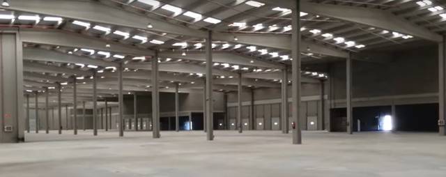 Nave industrial en Alquiler en El Pla de Santa Maria