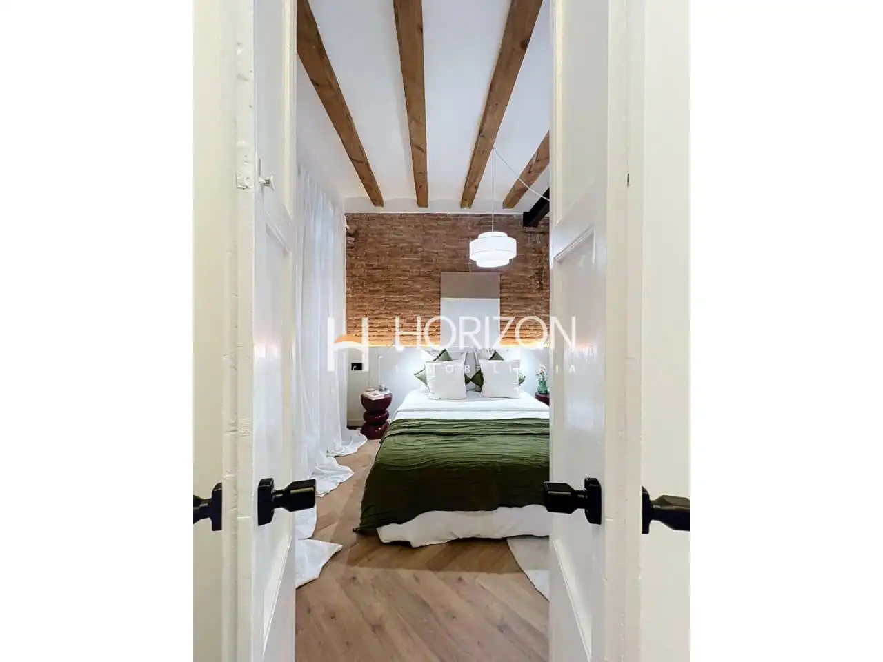 Schlafzimmer von Wohnung zum Verkauf in Barcelona mit Klimaanlage, Heizung und Möbliert